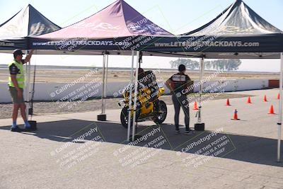 media/Nov-03-2025-Lets Ride (Mon) [[4d74c1c4d3]]/A Group/Grid/